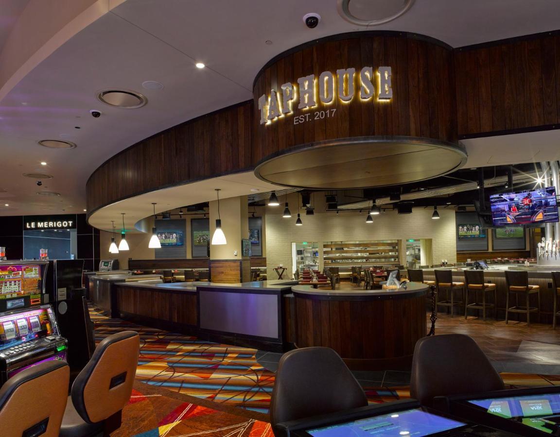 Bally'S Evansville Casino & Hotel Eksteriør bilde