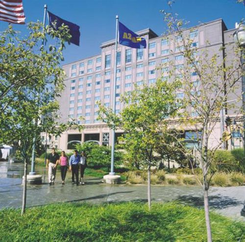 Bally'S Evansville Casino & Hotel Eksteriør bilde